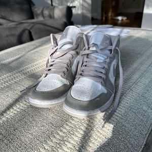 Nike Air Jordan 1’s size 8.5. White and grey.